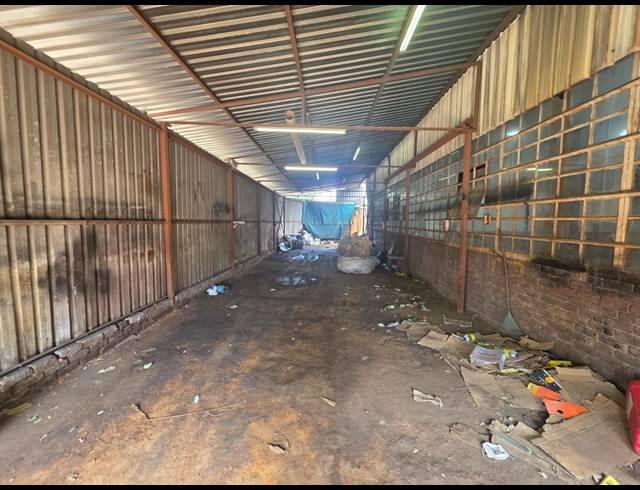 400M² WAREHOUSE TO LET IN ALRODE SOUTH